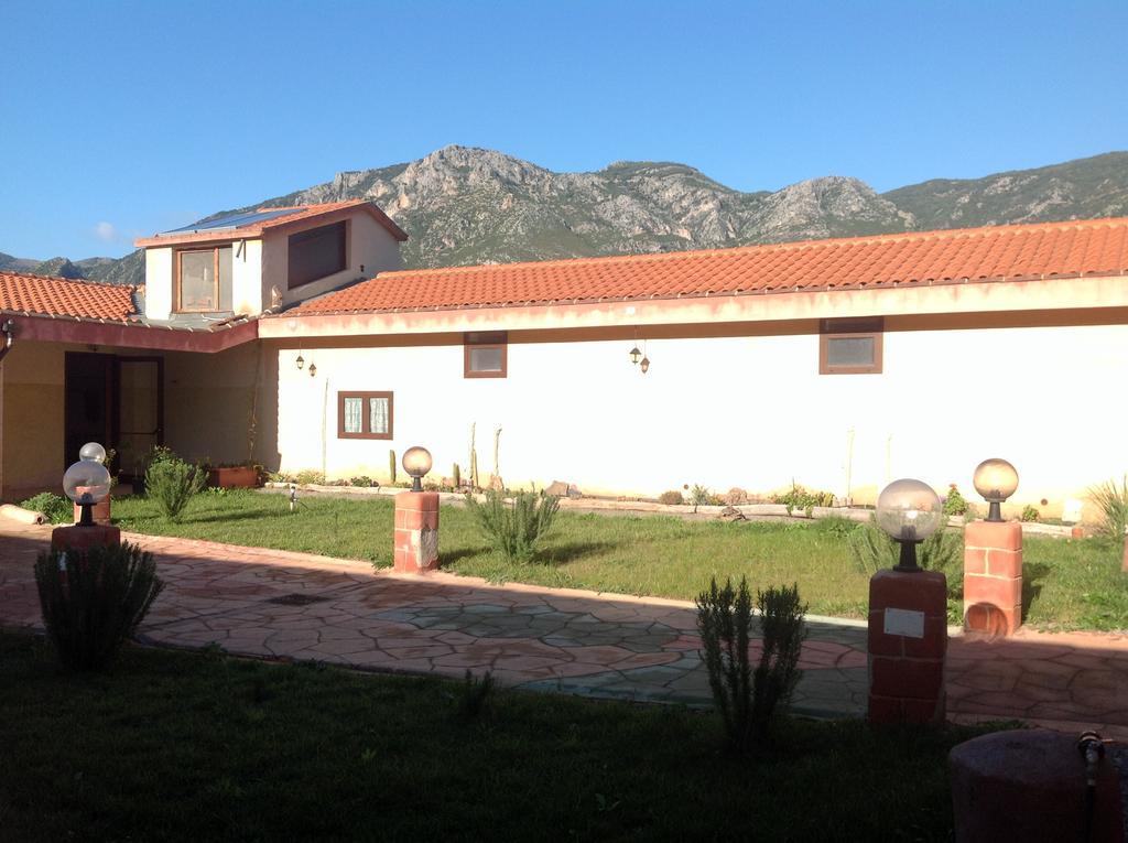 Agriturismo Sogno Latino Iglesias Ngoại thất bức ảnh