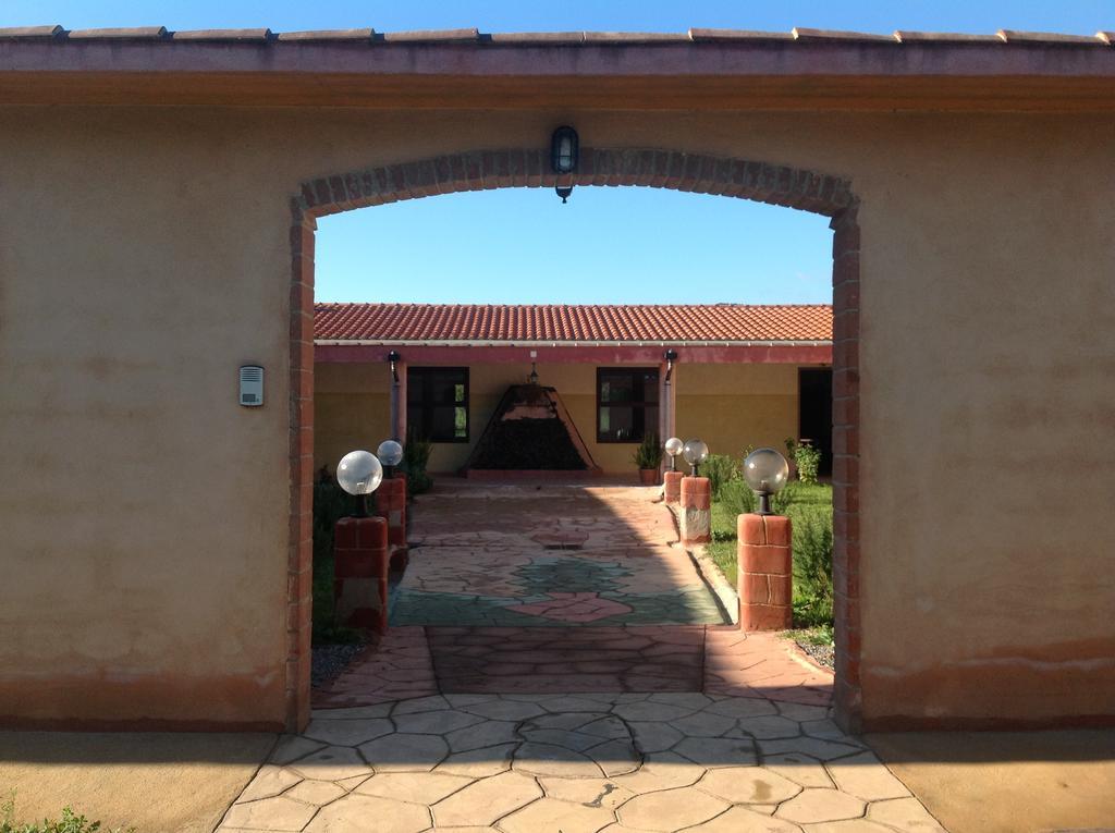 Agriturismo Sogno Latino Iglesias Ngoại thất bức ảnh