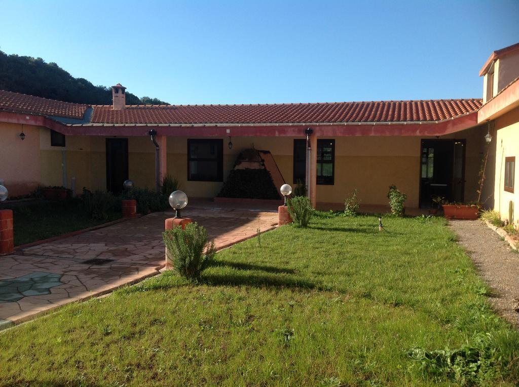 Agriturismo Sogno Latino Iglesias Ngoại thất bức ảnh